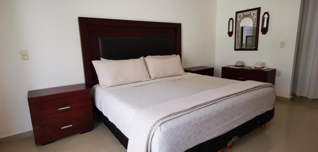Villa Aurora Beautiful Beachfront Apartment 칸쿤 외부 사진